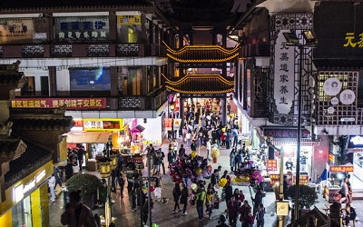 地攤經(jīng)濟成風口，規(guī)范夜間照明或成為必要事宜