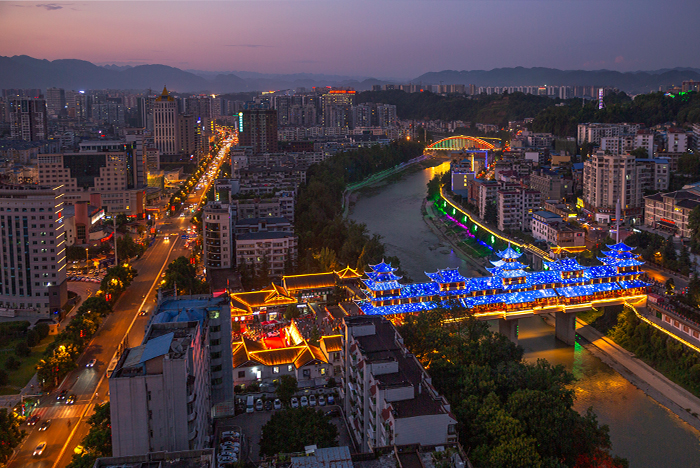 好的城市亮化工程公司應該具備哪些條件