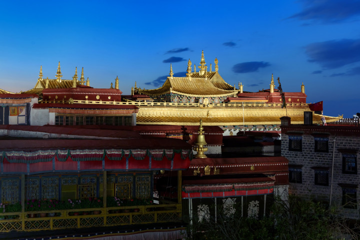 景區景觀亮化效果圖