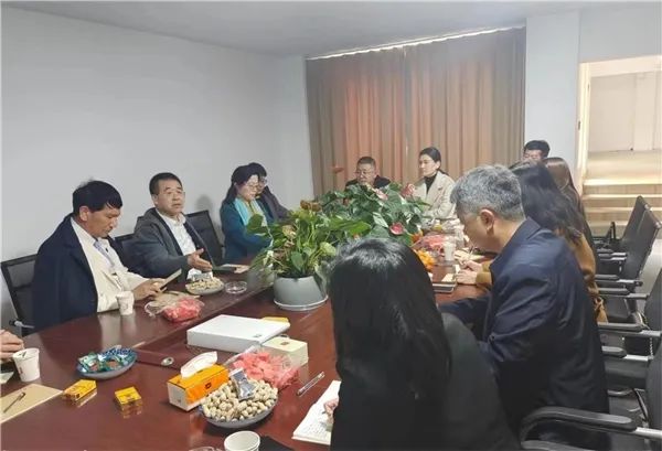 “大理元想”吹響國家級鄉(xiāng)村振興集結(jié)號,信達(dá)電通董事楊敏出席研討會